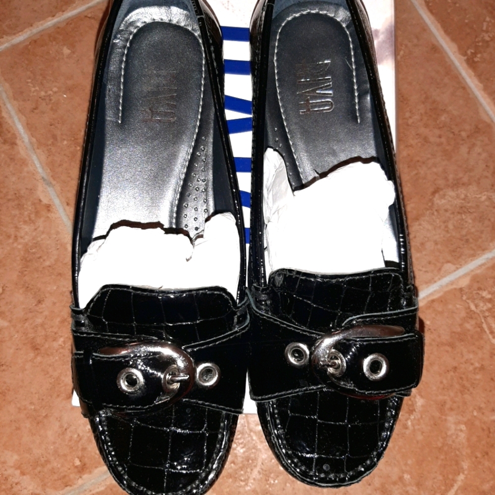 Riva black patent flats
